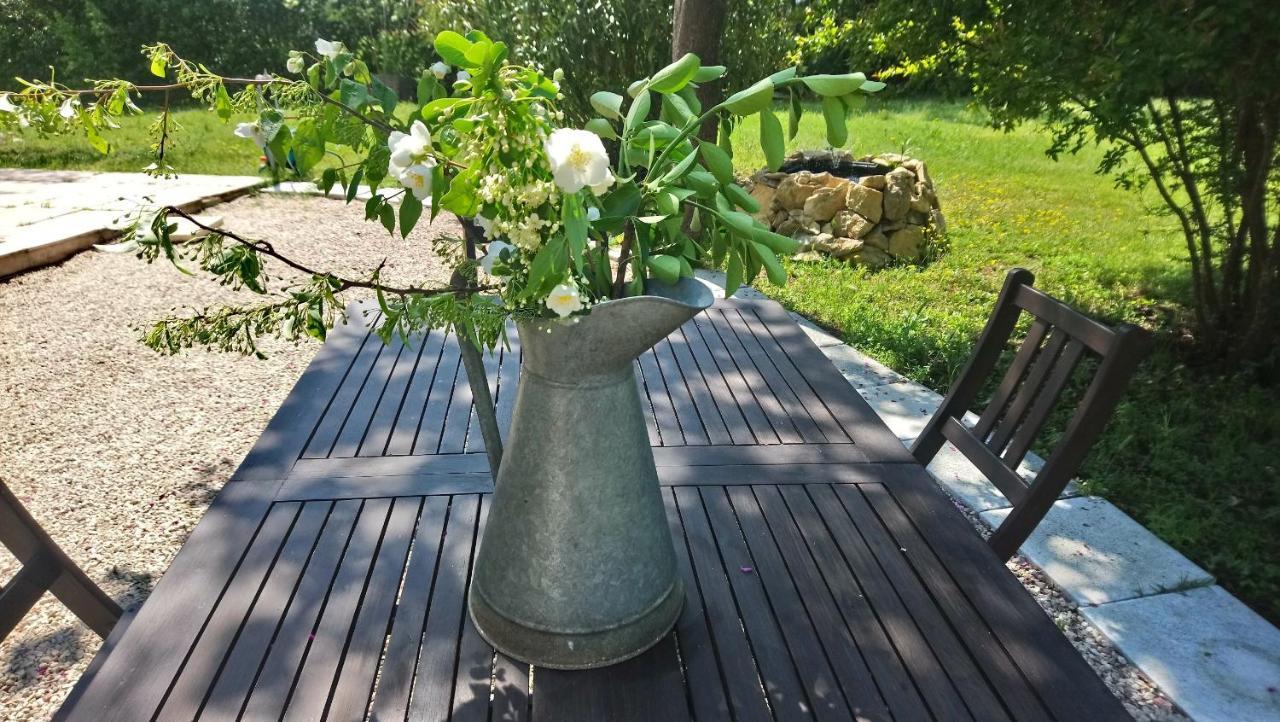 L'Esperluette En Camargue Acomodação com café da manhã Uchaud Exterior foto